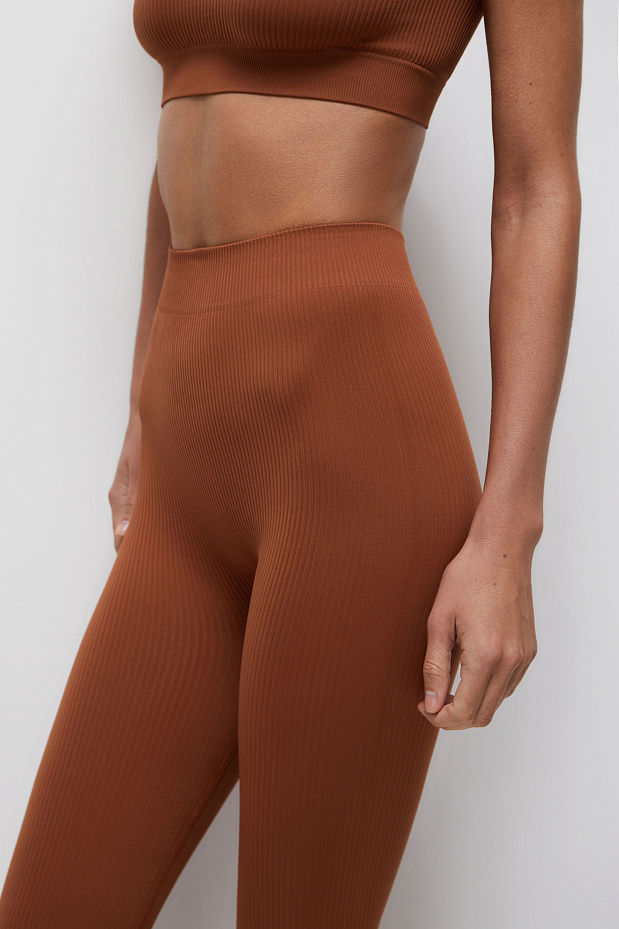 Легинсы со средней посадкой в рубчик (терракотовый)